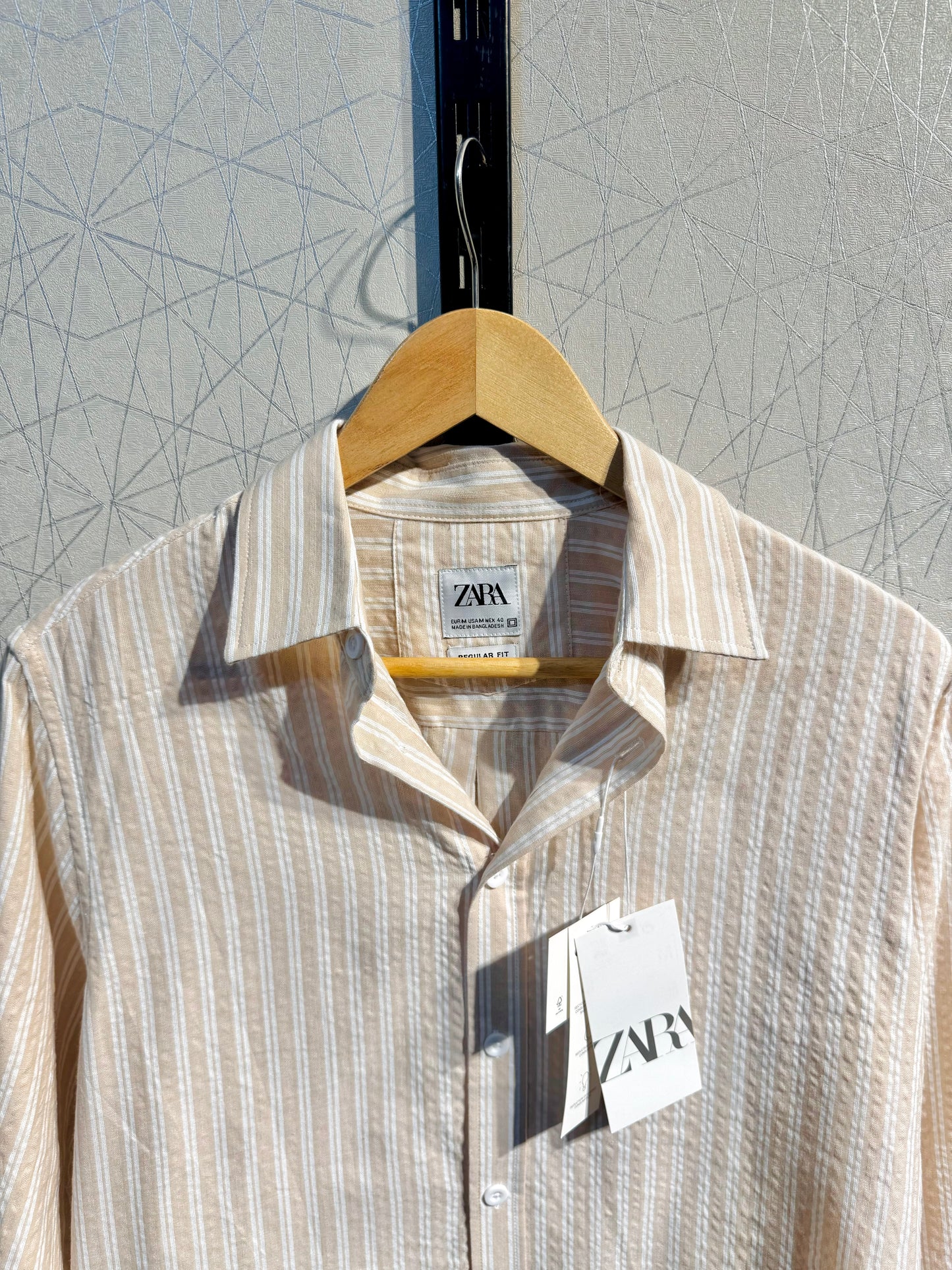 Heritage Line | Light Beige Striped