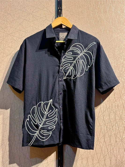 Threaded Tales | Deep nevy blue