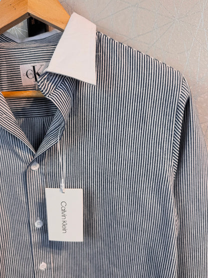 Heritage line series | black stripe (contrast collar)