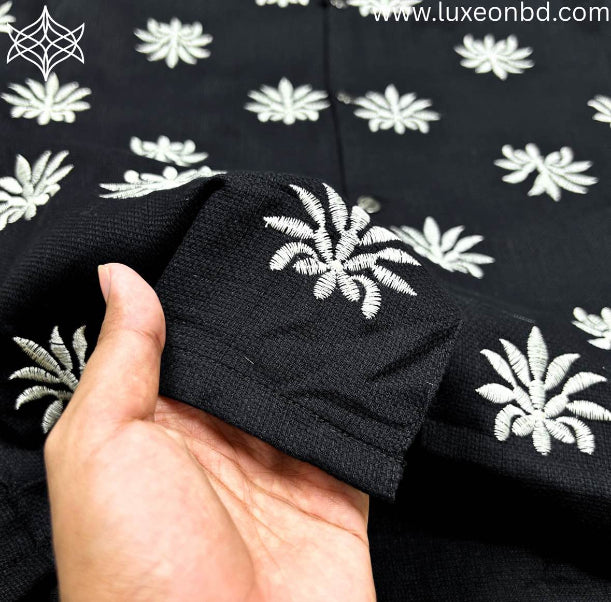 Star Embroidered Cuban | Black